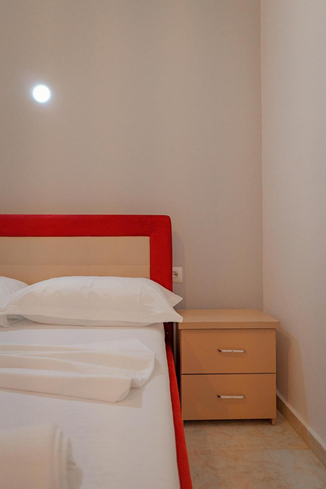 Xhovani Apartament